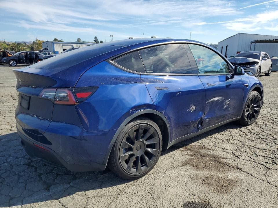 2023 TESLA MODEL Y 3