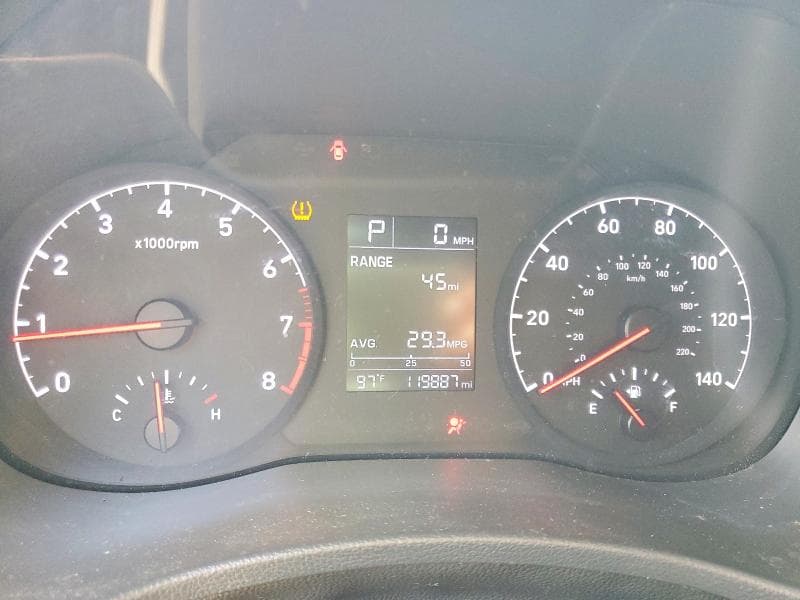 2019 HYUNDAI ACCENT SE 9