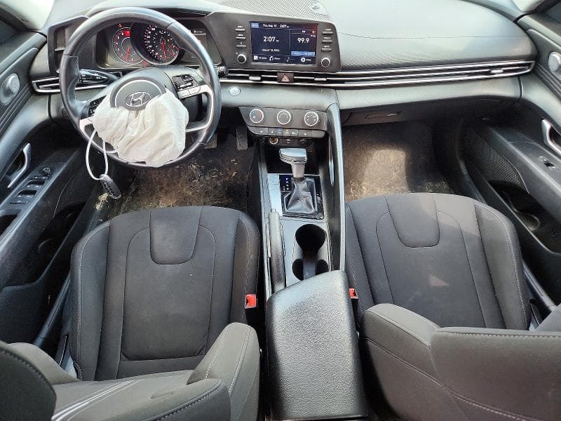 2022 HYUNDAI ELANTRA SEL 8