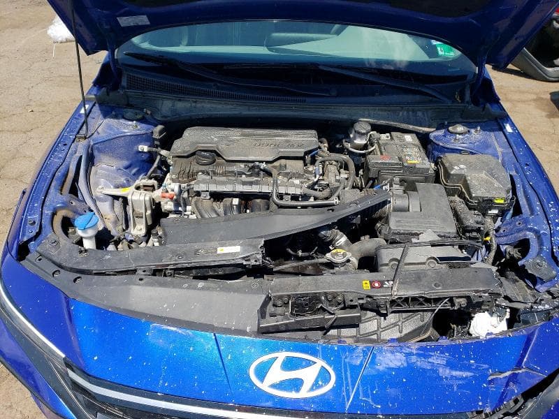 2024 HYUNDAI ELANTRA SEL 11