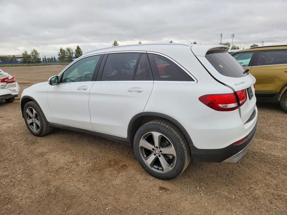 2017 MERCEDES-BENZ GLC 300 4MATIC 2