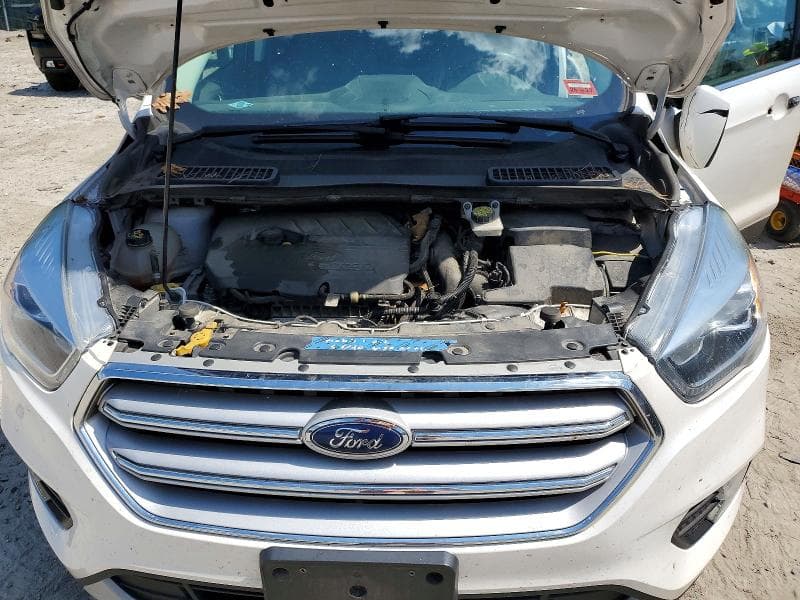 2019 FORD ESCAPE SEL 12