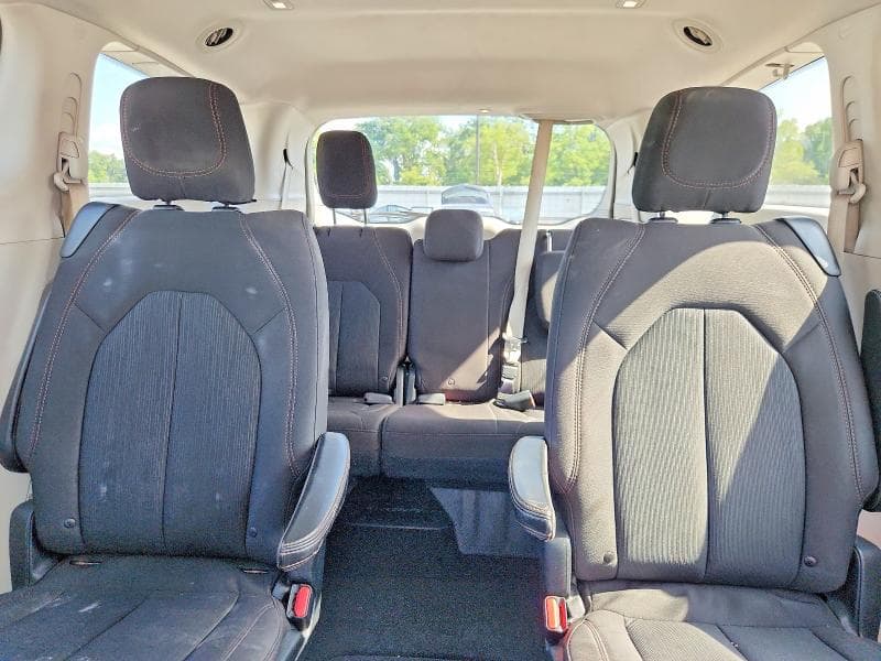 2017 CHRYSLER PACIFICA TOURING 10