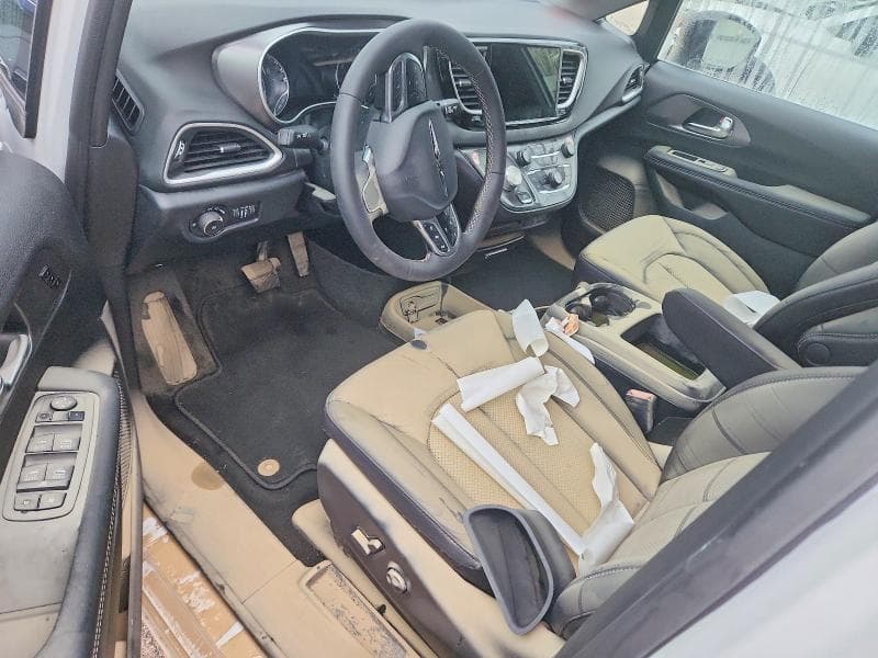2026 CHRYSLER PACIFICA SELECT 8