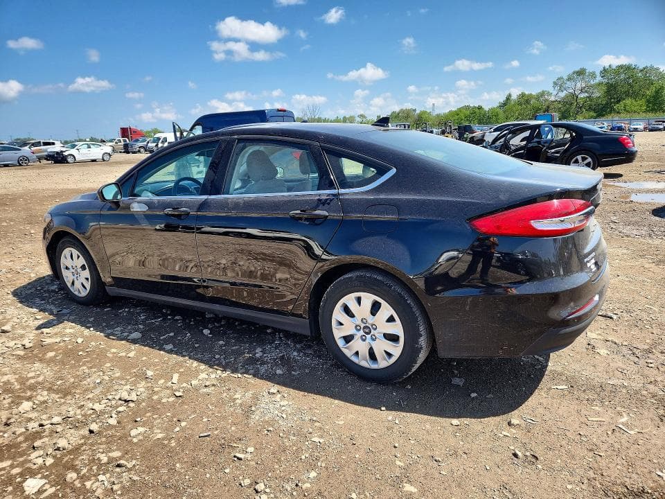 2020 FORD FUSION S 2