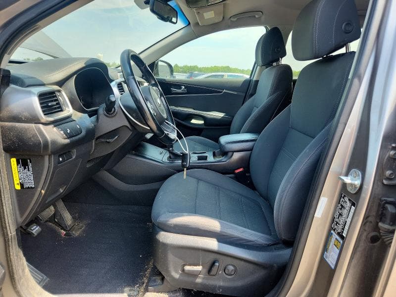 2017 KIA SORENTO LX V6 7