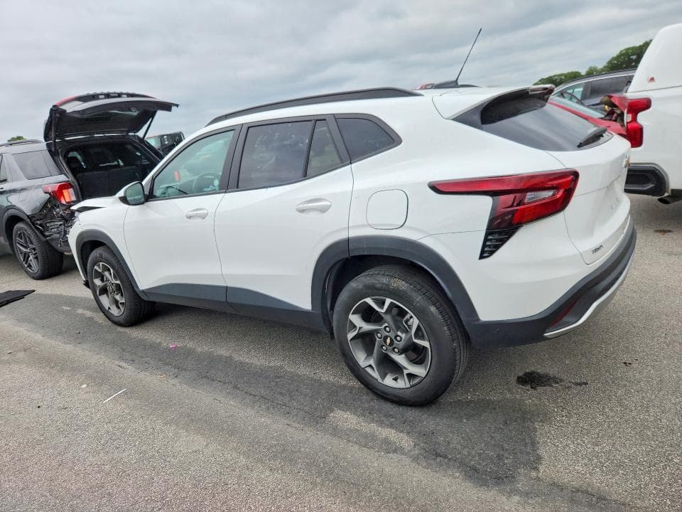 2025 CHEVROLET TRAX 1LT 2