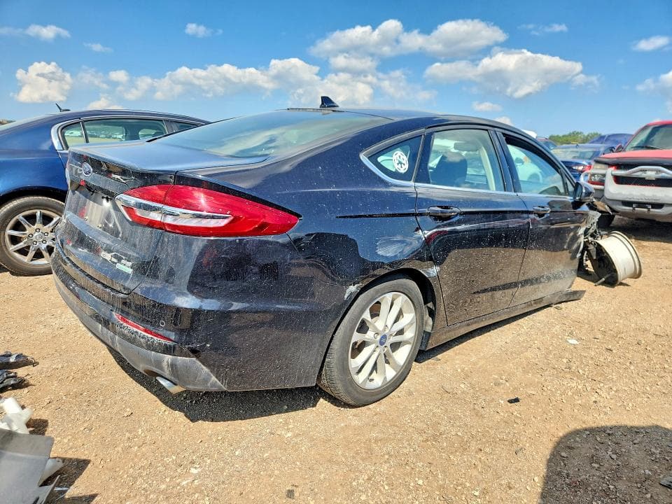2020 FORD FUSION SE 3