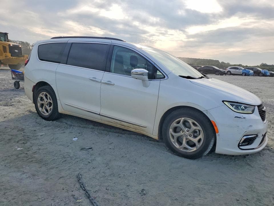 2022 CHRYSLER PACIFICA LIMITED 4