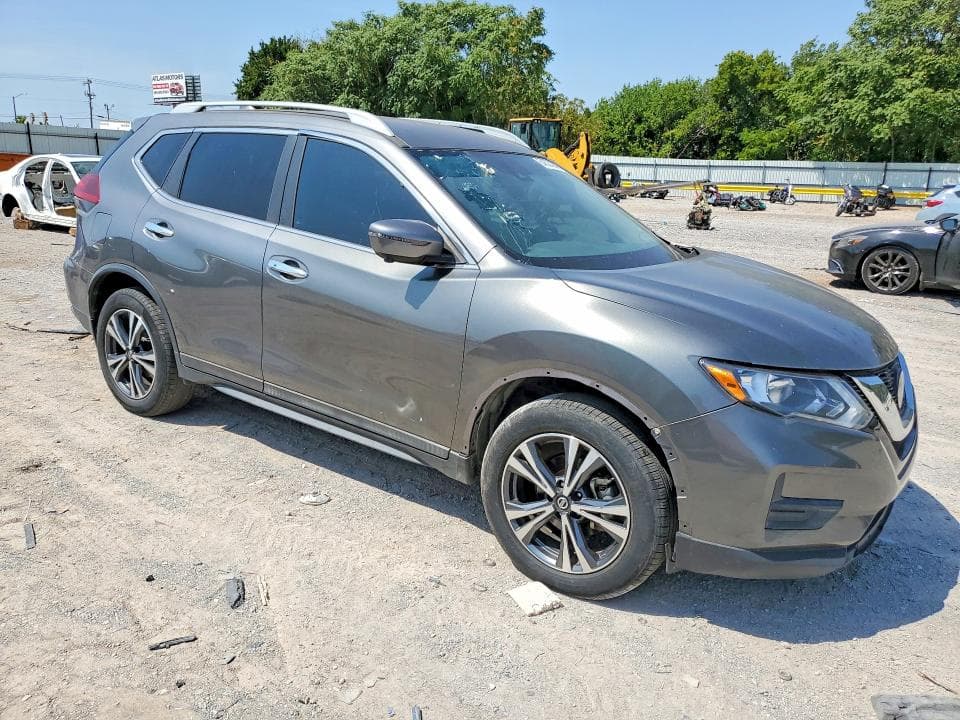 2019 NISSAN ROGUE SV 4