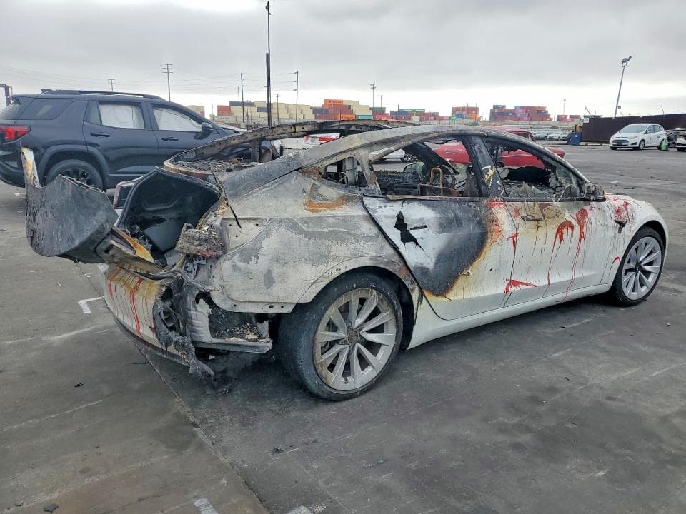 2023 TESLA MODEL 3 3