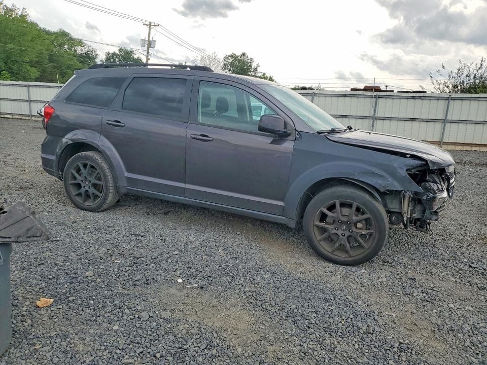 2019 DODGE JOURNEY SE 4
