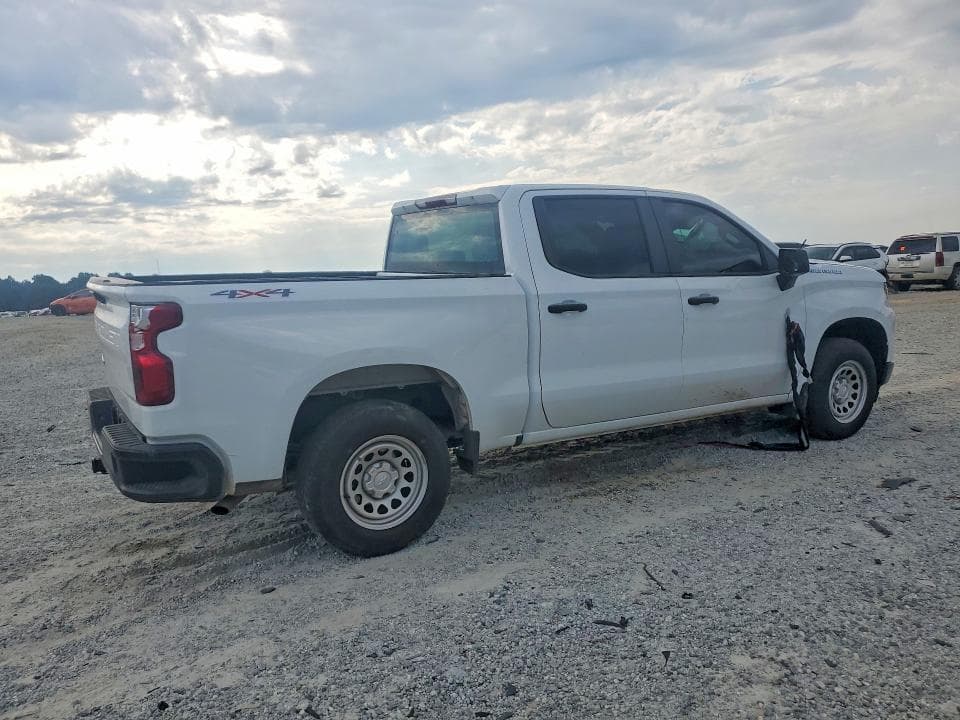 2025 CHEVROLET SILVERADO K1500 3