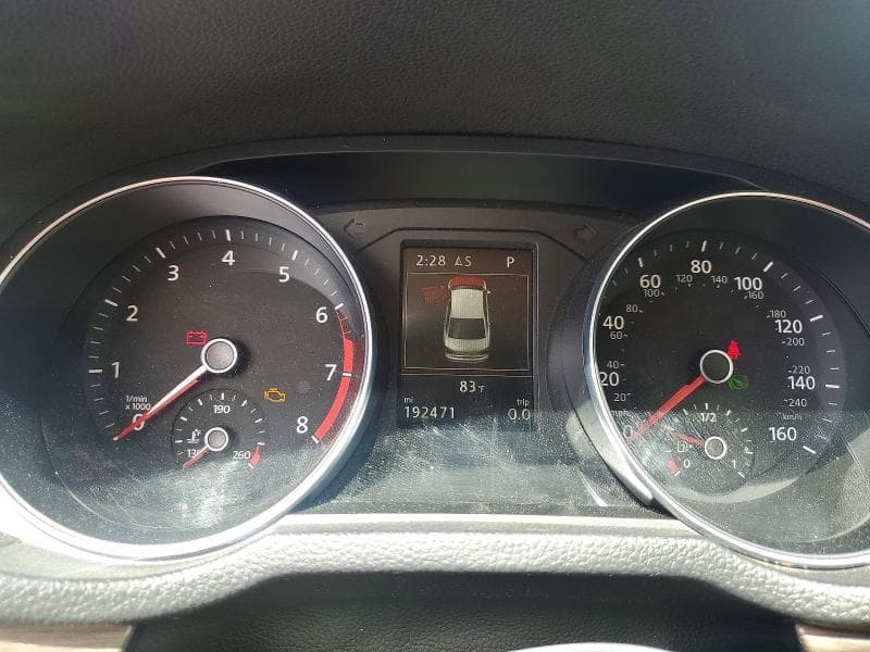 2018 VOLKSWAGEN PASSAT SE 9