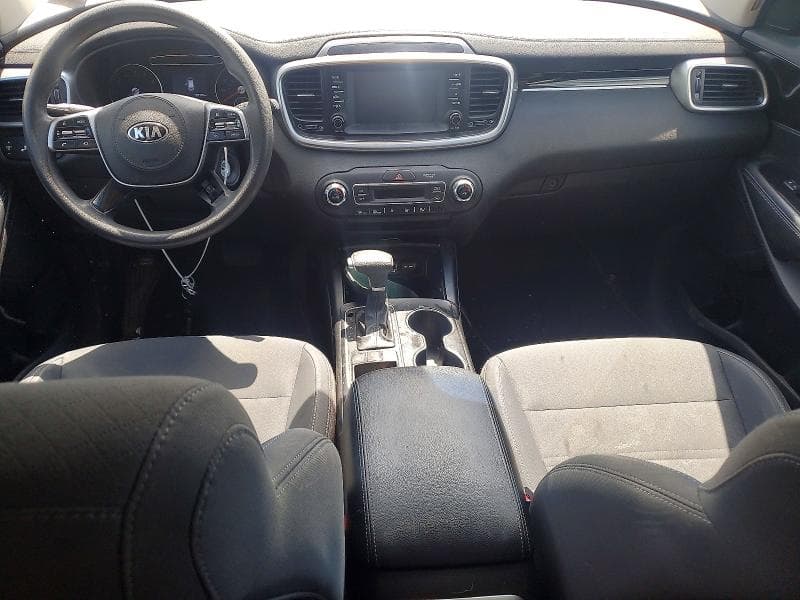 2019 KIA SORENTO LX V6 8