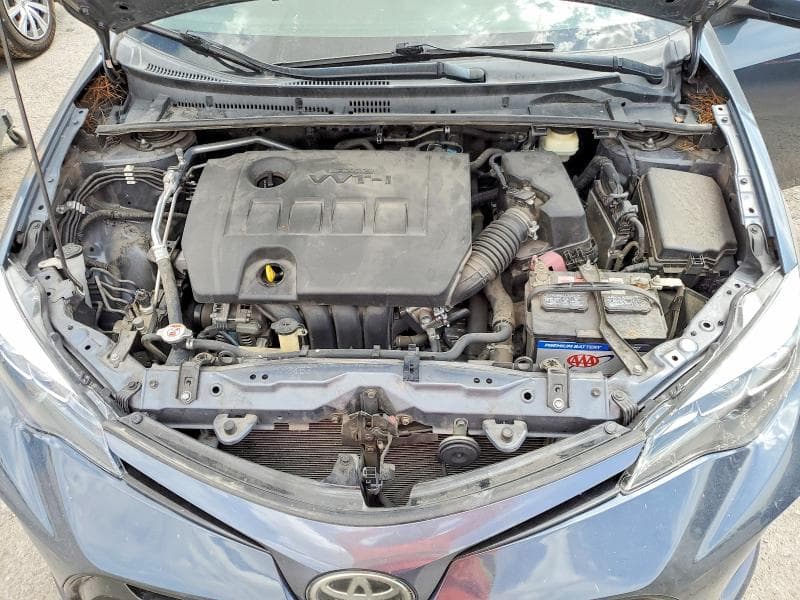 2017 TOYOTA COROLLA SE 11