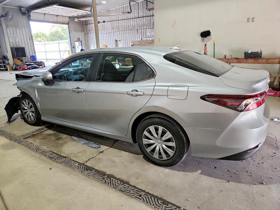 2023 TOYOTA CAMRY LE 2