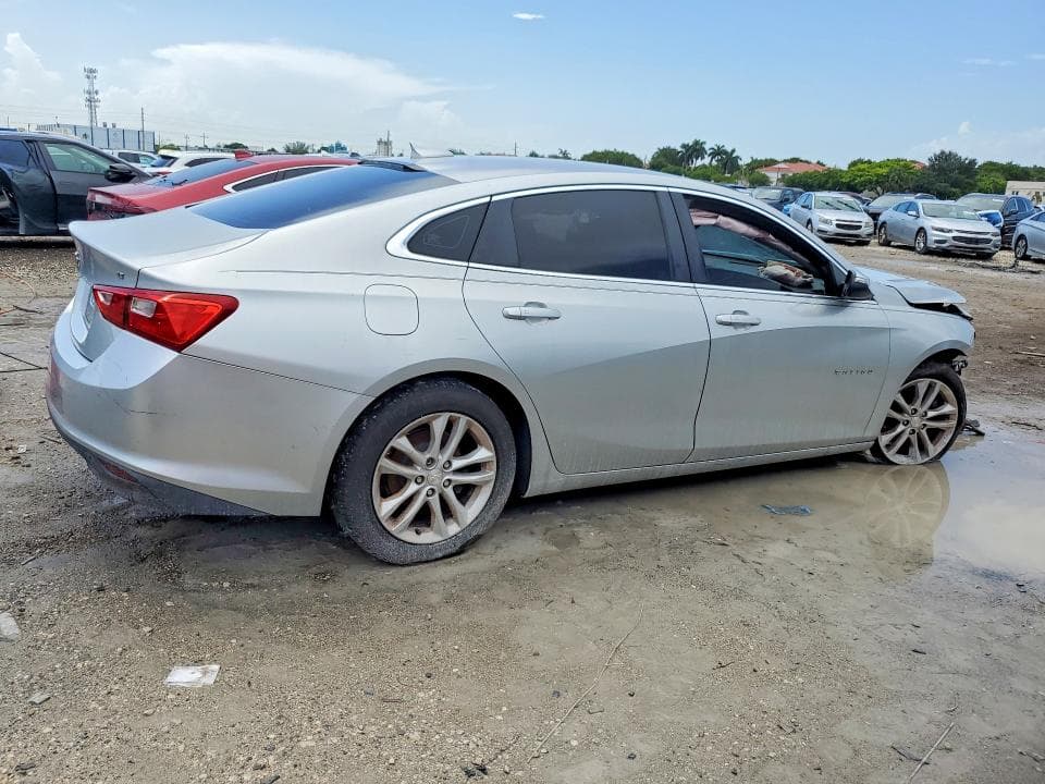 2017 CHEVROLET MALIBU LT 3