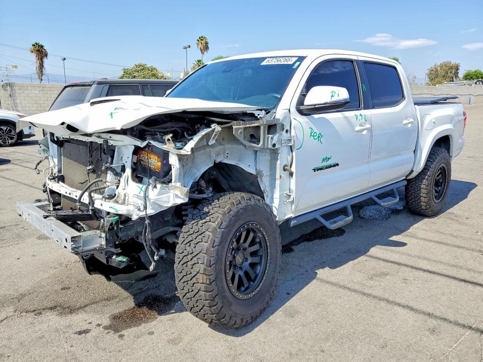 2018 TOYOTA TACOMA TRD SPORT - 1