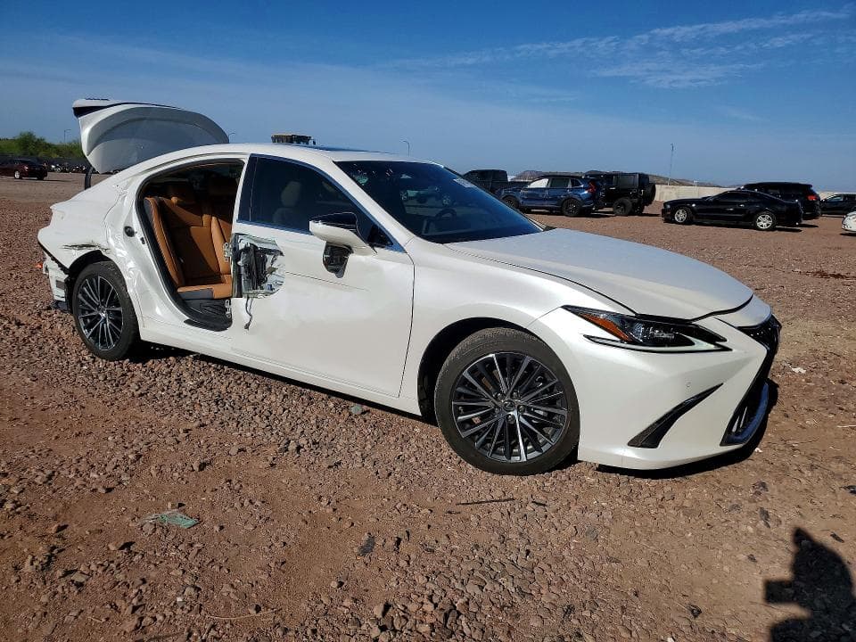 2022 LEXUS ES 300H BASE 4