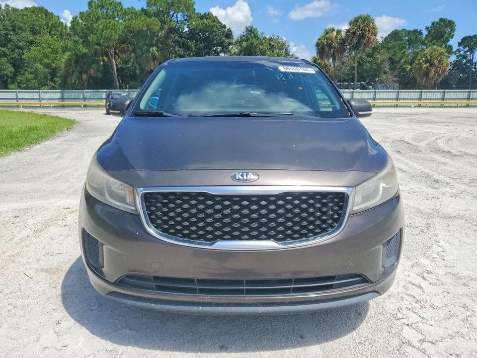 2017 KIA SEDONA LX 5