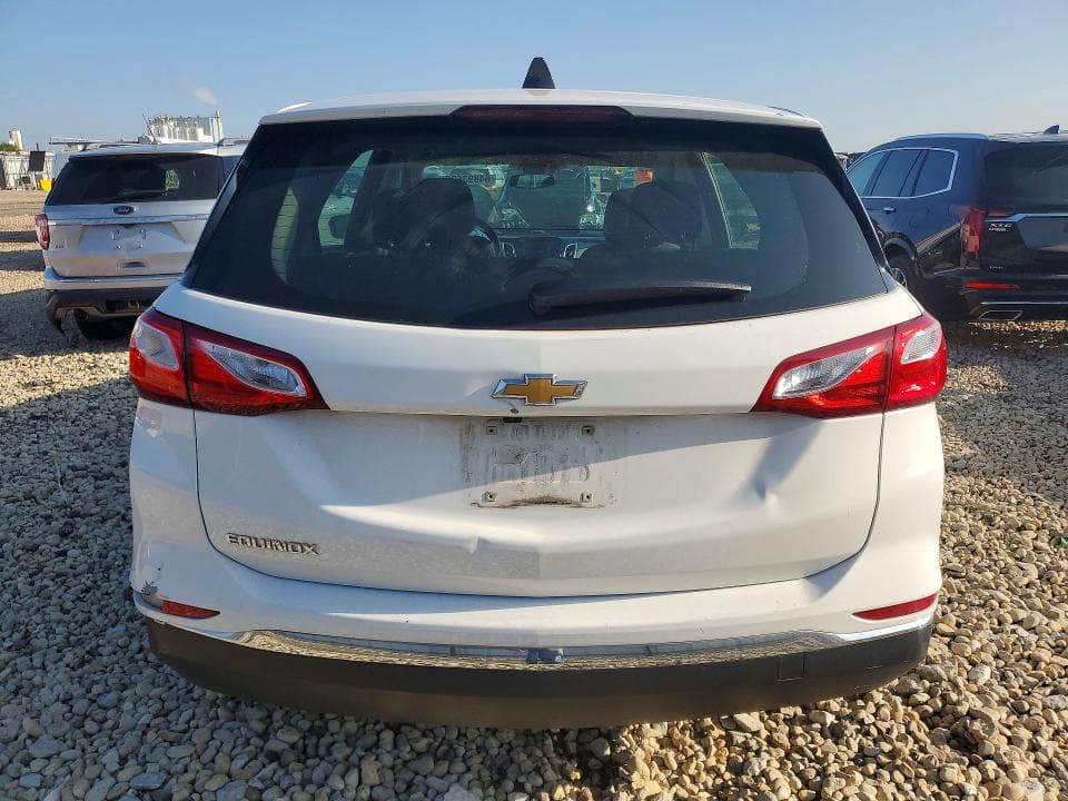 2018 CHEVROLET EQUINOX LS 6