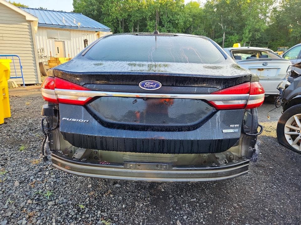 2017 FORD FUSION SE 6