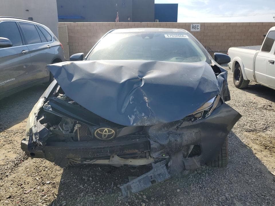 2018 TOYOTA COROLLA XLE 5
