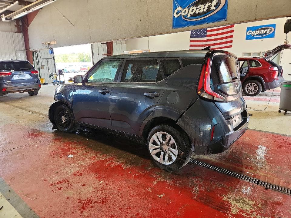 2023 KIA SOUL LX 2