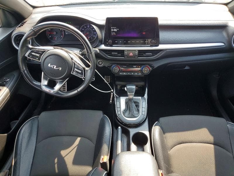 2023 KIA FORTE GT LINE 8