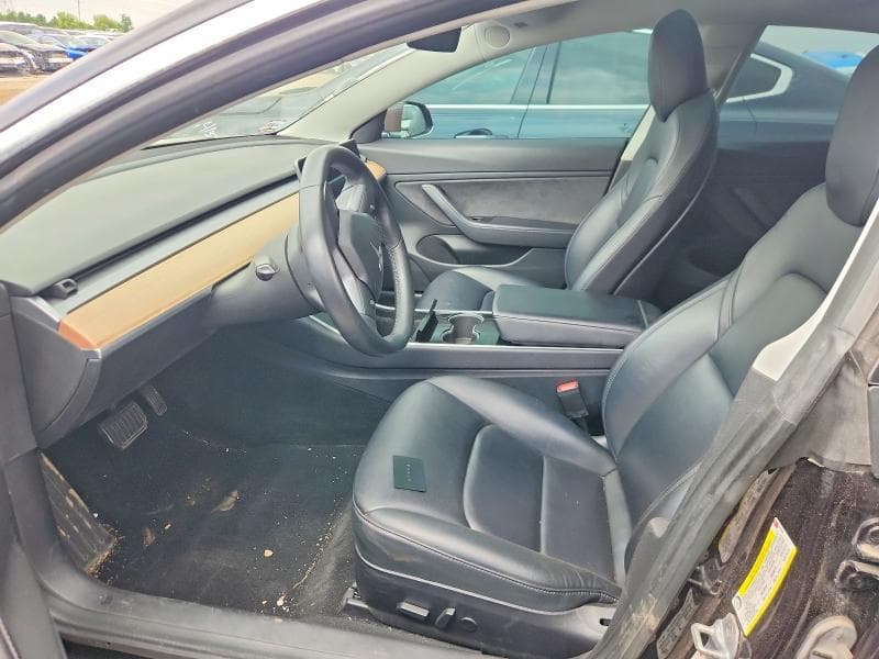 2018 TESLA MODEL 3 7