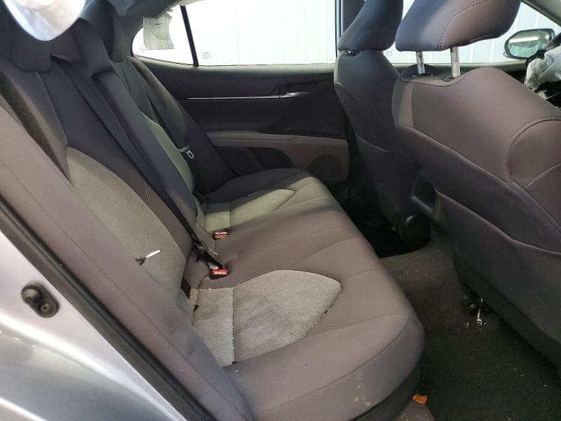 2022 TOYOTA CAMRY LE 10