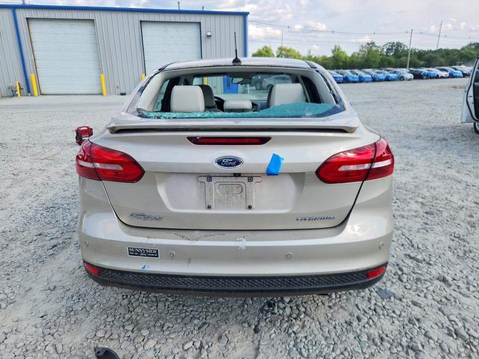2017 FORD FOCUS TITANIUM 6