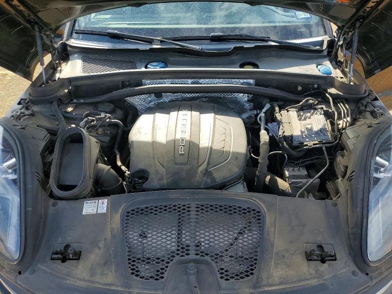 2019 PORSCHE MACAN 11