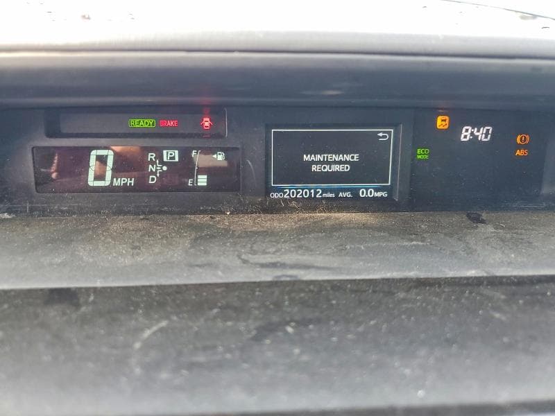 2017 TOYOTA PRIUS V FOUR 9