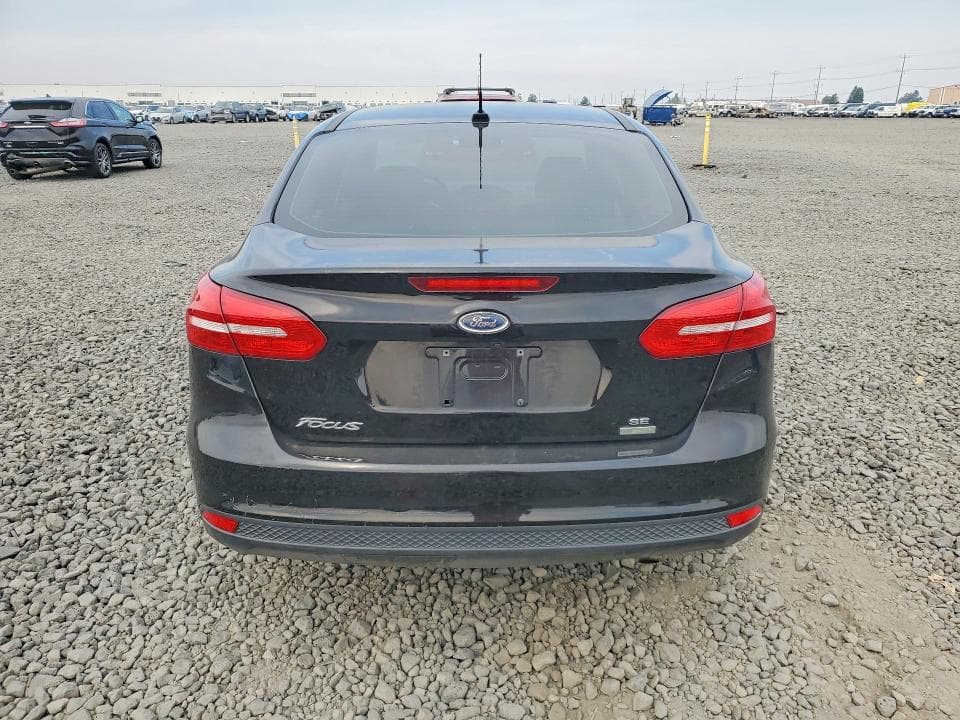 2018 FORD FOCUS SE 6