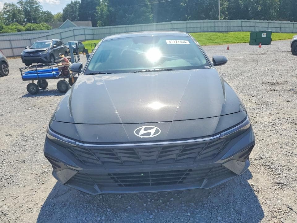 2026 HYUNDAI ELANTRA SE 5