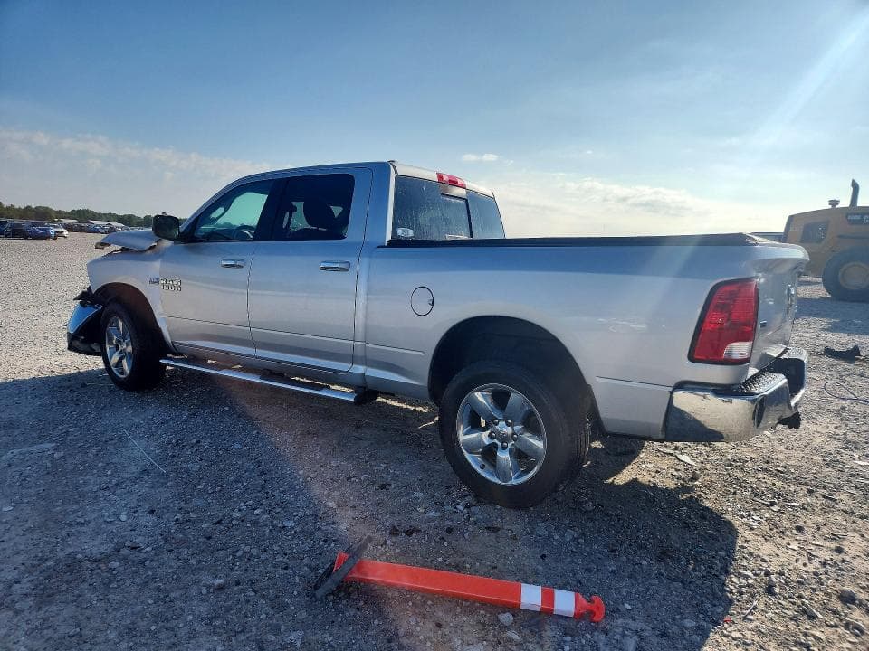 2017 RAM 1500 SLT 2