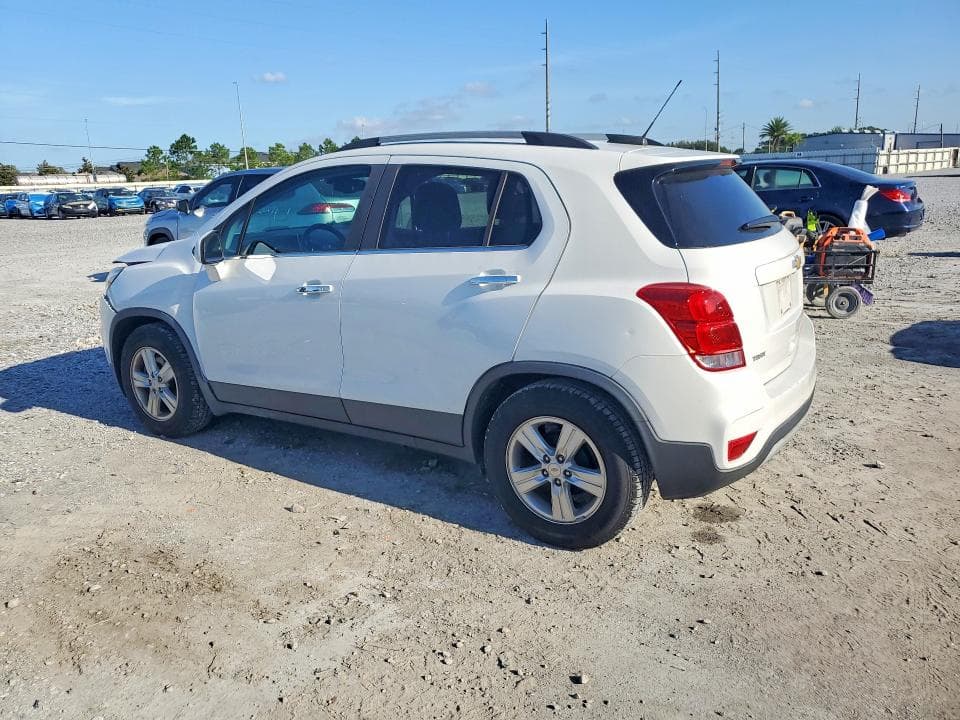 2019 CHEVROLET TRAX 1LT 2