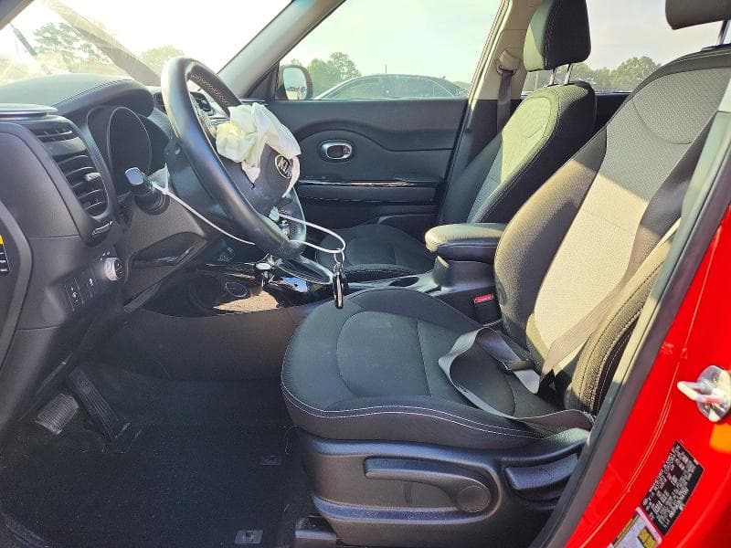 2019 KIA SOUL + 7