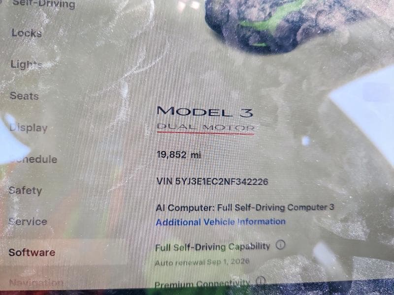 2022 TESLA MODEL 3 9
