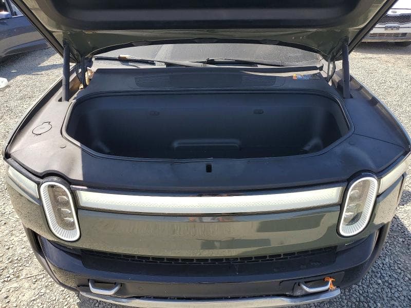 2022 RIVIAN R1T LAUNCH EDITION 11