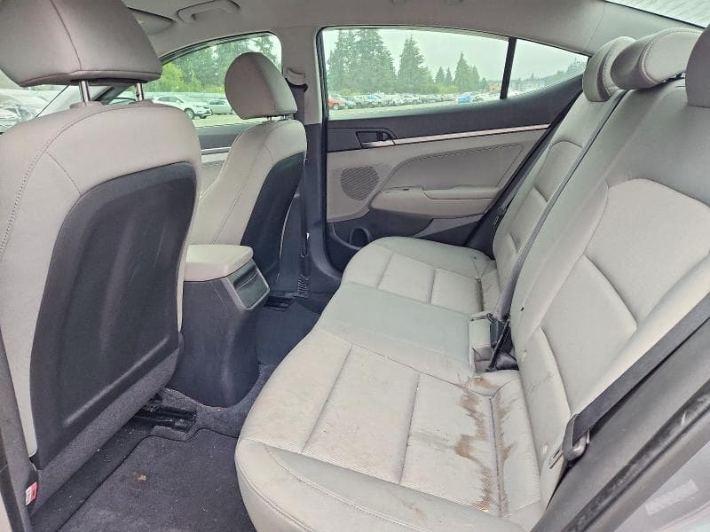 2017 HYUNDAI ELANTRA SE 10