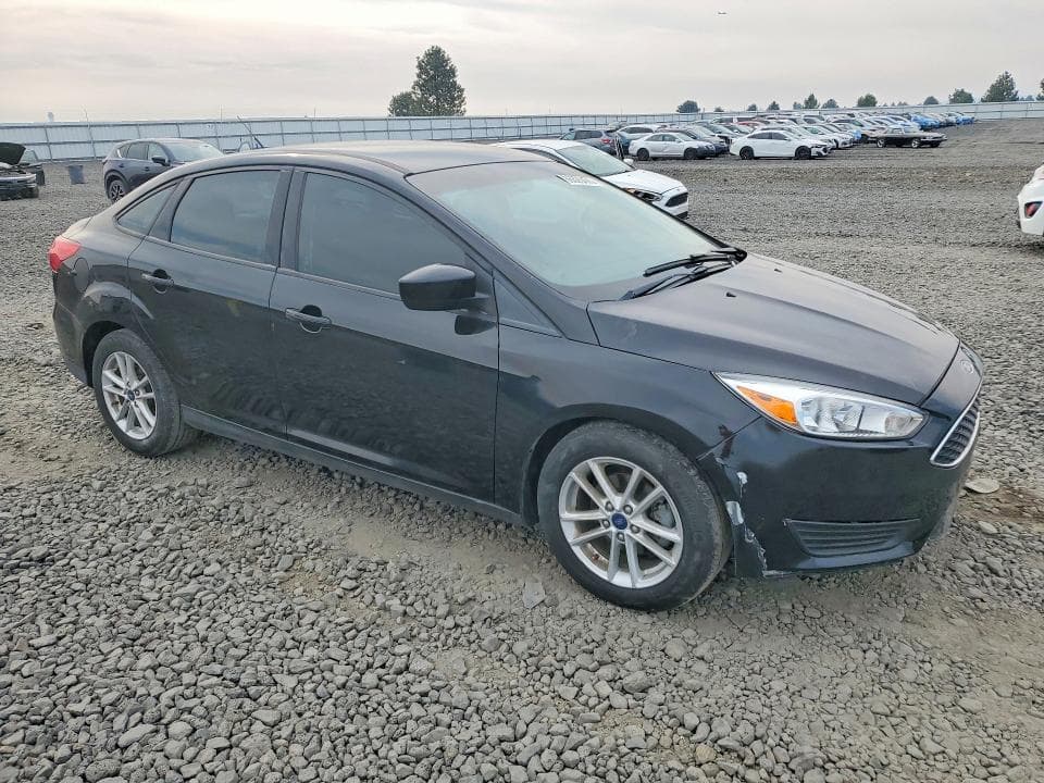 2018 FORD FOCUS SE 4