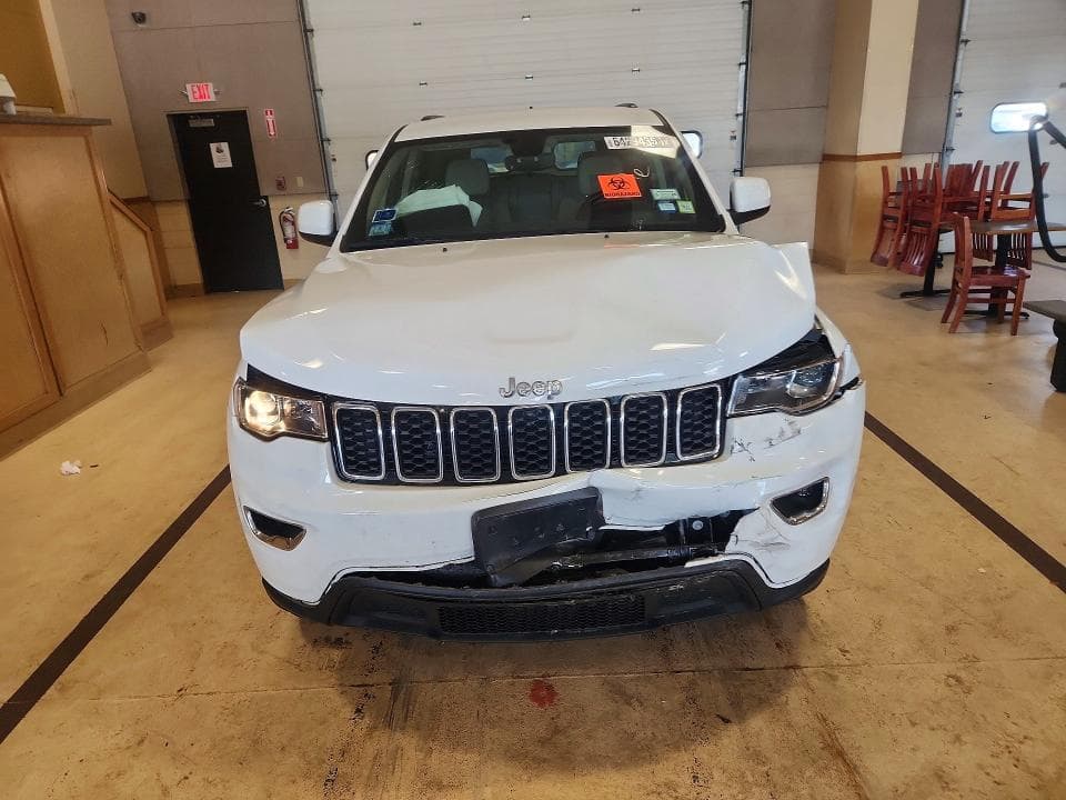 2022 JEEP GRAND CHEROKEE LAREDO E 5