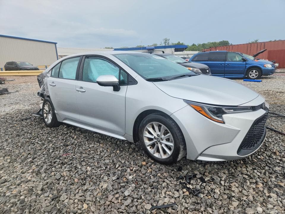 2022 TOYOTA COROLLA LE 4