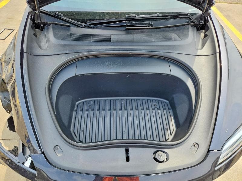 2024 TESLA MODEL 3 11