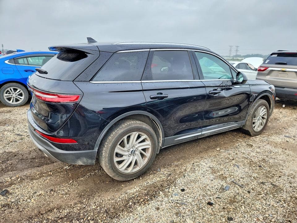 2022 LINCOLN CORSAIR 3