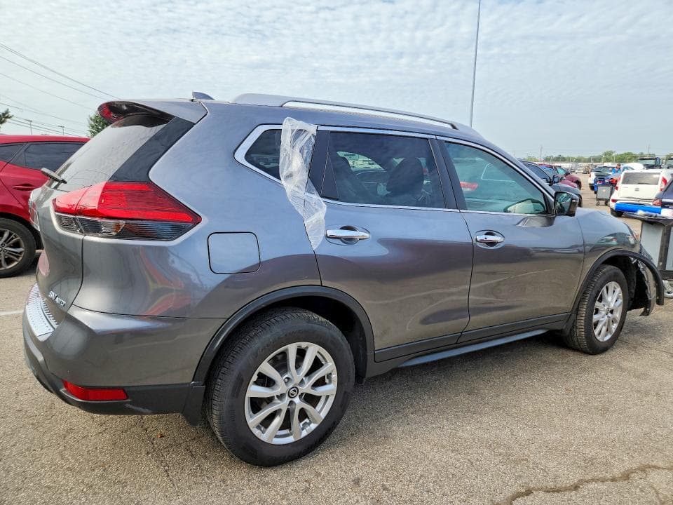 2017 NISSAN ROGUE SV 3