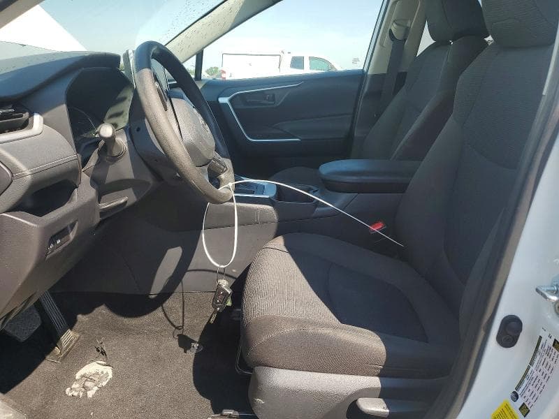 2025 TOYOTA RAV4 LE 7